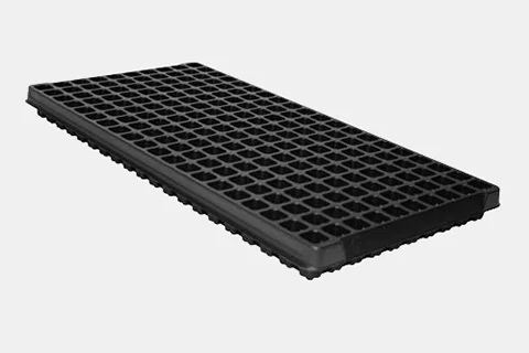 PL 200 1.5 Plug Tray Black - 50 per case